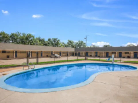 Americas Best Value Inn-Giddings Hotels in Giddings