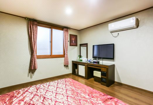 5. 비치파크모텔..