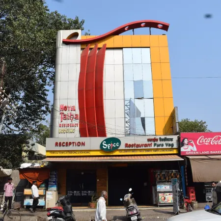 Hotel Talha Residency Отели в г. Нандед