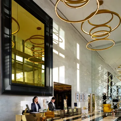 Millennium Atria Business Bay Hotel berhampiran Taman Safa