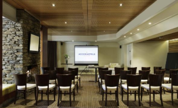 Novotel Queenstown Lakeside