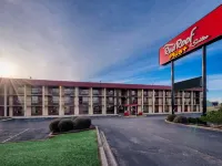 Red Roof Plus+ Huntsville - Madison Hotels in Madison
