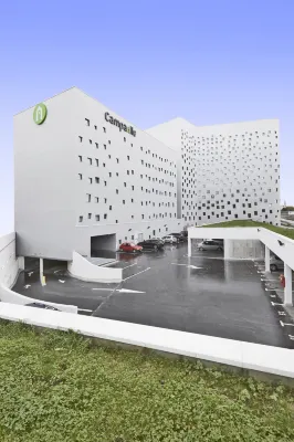 Campanile Lille - Euralille Hôtels à : Wambrechies