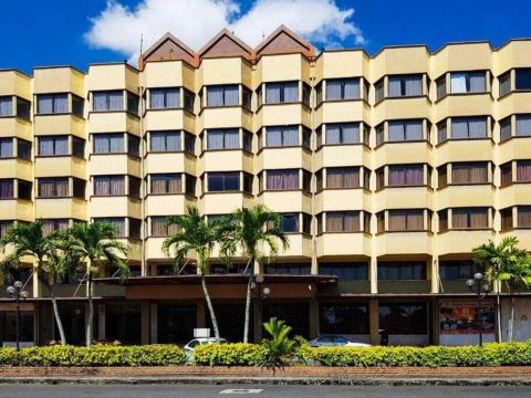Hotel Grand Crystal