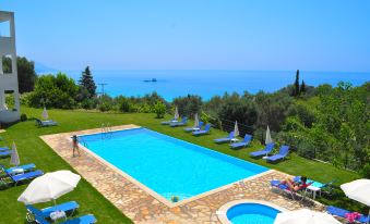Luxury Apartment in Pelekas Beach with Pool Adonis