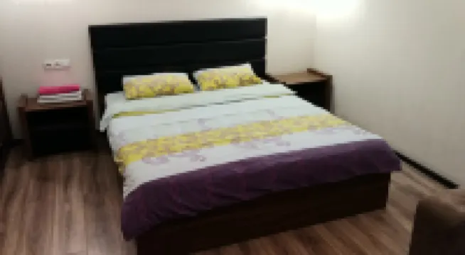 One-Room. 5a Baseina STR. Near Kreshchatik. Centre