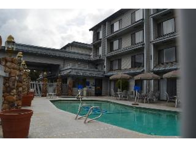 yosemite southgate hotel phone number