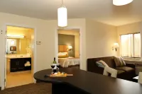 Candlewood Suites East Lansing Hotels in Lansing