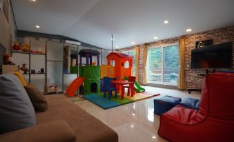 Gapyeong Casa Noble Pool Villa