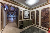 Ritz Castle Resort - Motels