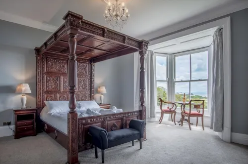 Penally Manor - Luxurious Manor House - Tenby