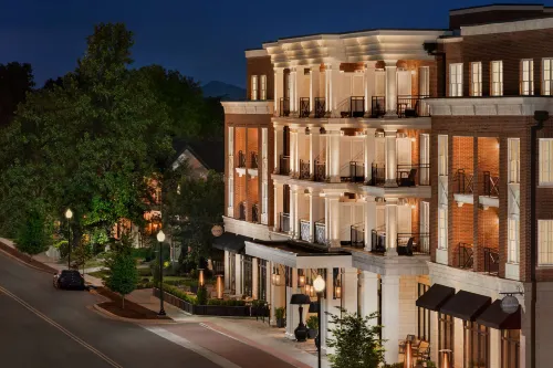 The Harpeth Franklin Downtown, Curio Collection by Hilton - Boutique