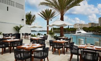 Waterstone Resort & Marina Boca Raton, Curio Collection by Hilton