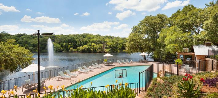 Hilton DFW Lakes Executive Conference Center Hotels in Tarrant County
