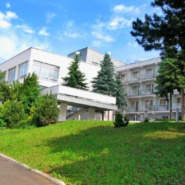 Hotel Sorea Regia Отели рядом с достопримечательностью «Фонтан Роланда»