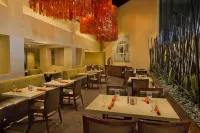 DoubleTree by Hilton Orlando Theme Park Resort - Breakfast