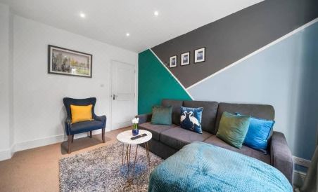 Avon Apartments by T? SA - Housity
