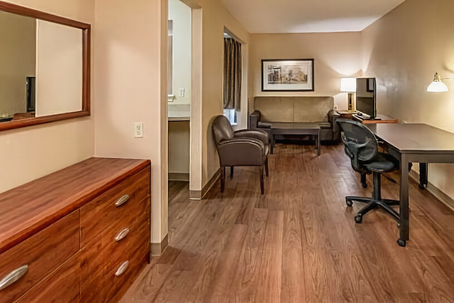 Extended Stay America Suites - Tulsa - Midtown