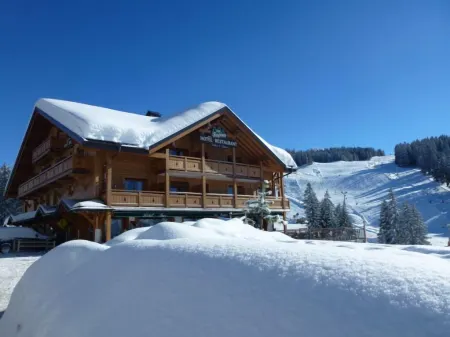 Hôtel Restaurant "Les Sapins" Wellness & Gourmet Отели в г. Manigod