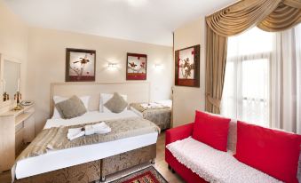 Room in Guest Room - Anice Family Room
