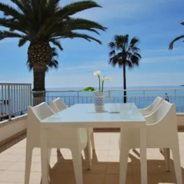 Apartamentos Alborada