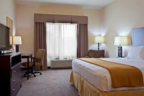 Holiday Inn Express & Suites Chicago West-O'Hare Arpt Area Hotels in Westchester