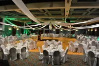 La Saguenéenne - Hôtel et Centre de Congrès Hotels in Chicoutimi