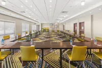 Holiday Inn Express & Suites SUISUN CITY by IHG