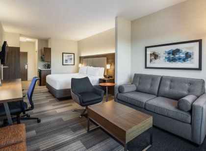 Holiday Inn Express & Suites Airdrie-Calgary North