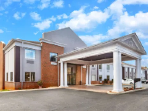 Days Inn by Wyndham Altavista Hotels in Campbell County