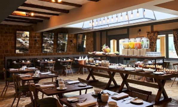 8. 호텔 인디고..