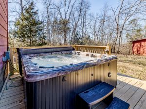 Woodland Chalet - Hot Tub Pool Table Private