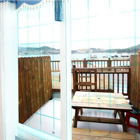 Yeosu, Our Sea Guest House Отели рядом с достопримечательностью «Поле для гольфа The Ocean»