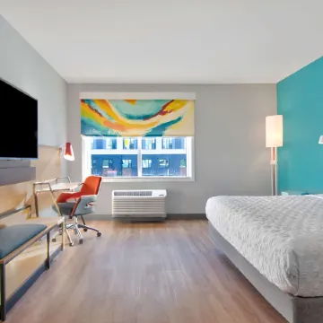 Tru by Hilton Ashburn One Loudoun