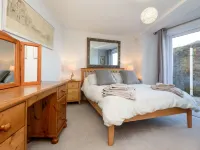 Rock Towers Hotels in Looe