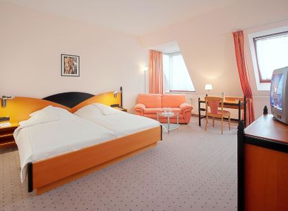 Tryp by Wyndham Kassel City Centre