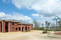 Days Inn by Wyndham Tupelo Hôtels à : Tupelo