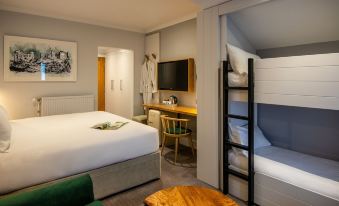 North Lakes Hotel and Spa