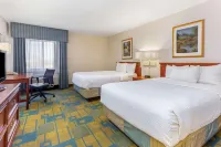 La Quinta Inn & Suites by Wyndham Chicago Gurnee