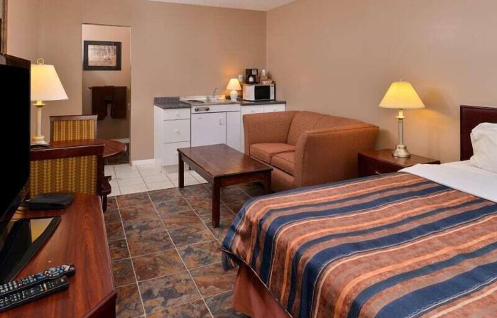 Motel 8