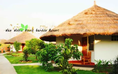 NAN Noble House Garden Resort - Kolam Renang