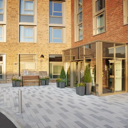 Holiday Inn Express CAMBRIDGE WEST - CAMBOURNE by IHG Отели в г. Кембридж