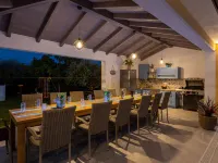 Villa Helena - Homestays