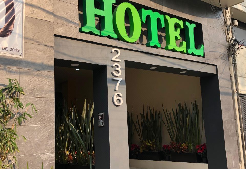 Hotel Jard Inn Adult Only Over view