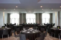 Marseilles Beachfront Hotel - 3-Star