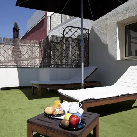 Hotel Moderno Puerta del Sol