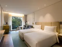 Radisson Blu Mumbai International Airport Hotels near Gilbert Hill