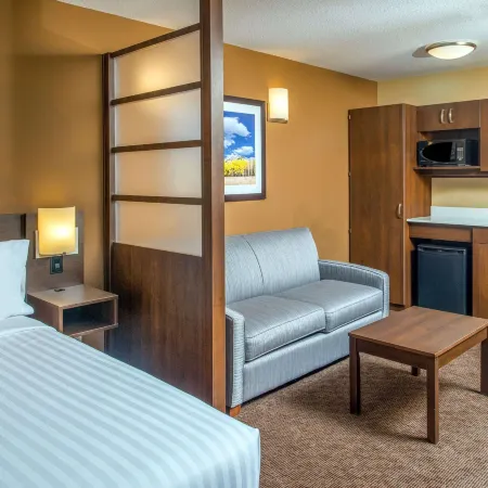 Microtel Inn & Suites by Wyndham Red Deer