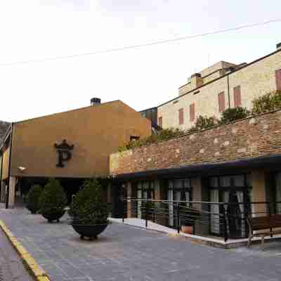 Parador de La Seu D Urgell Hotel Exterior