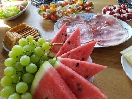 Dom z Sauną I Jacuzzi- na wyłączność Lub Pokoje